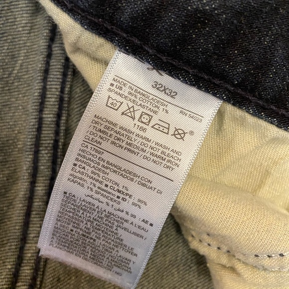 Old Navy distressed jeans - Picture 5 of 5